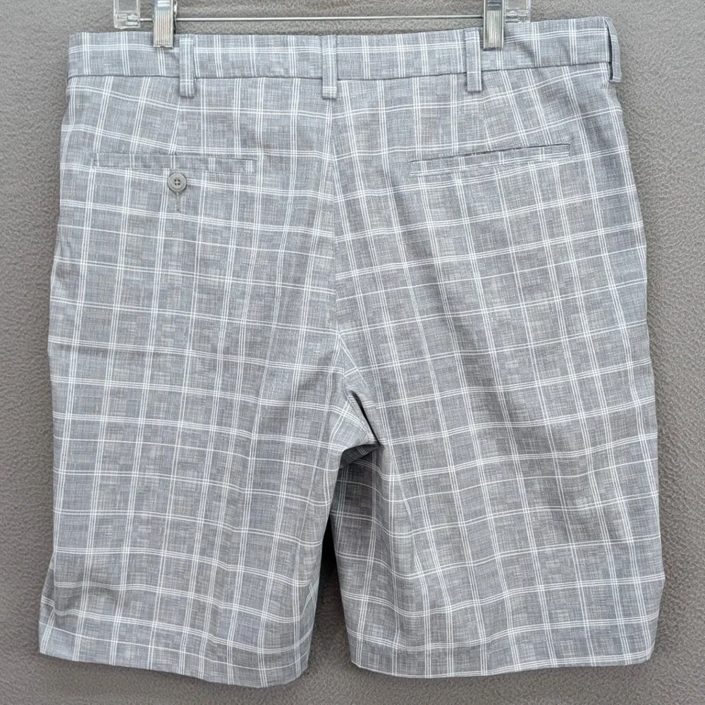 PGA TOUR Plaid Golf Shorts Mens 36 Gray Flat Front Performance Activewear Sports